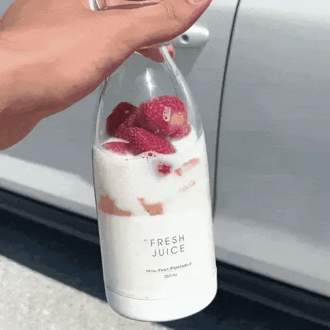 Blender Portable Juicer For Smoothie  Juice  Vegetable Shakes With 6 Blades Wireless Charging Mini Personal Size Mixer Bottle Grinder.